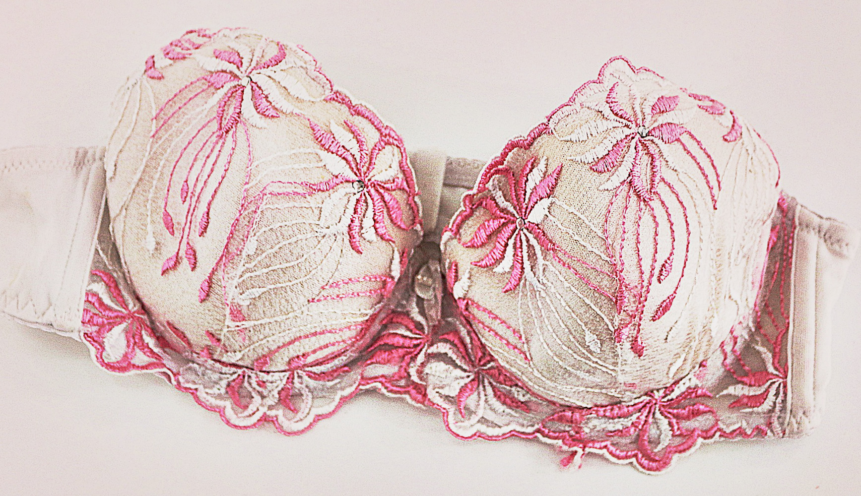 best bras for small breasts